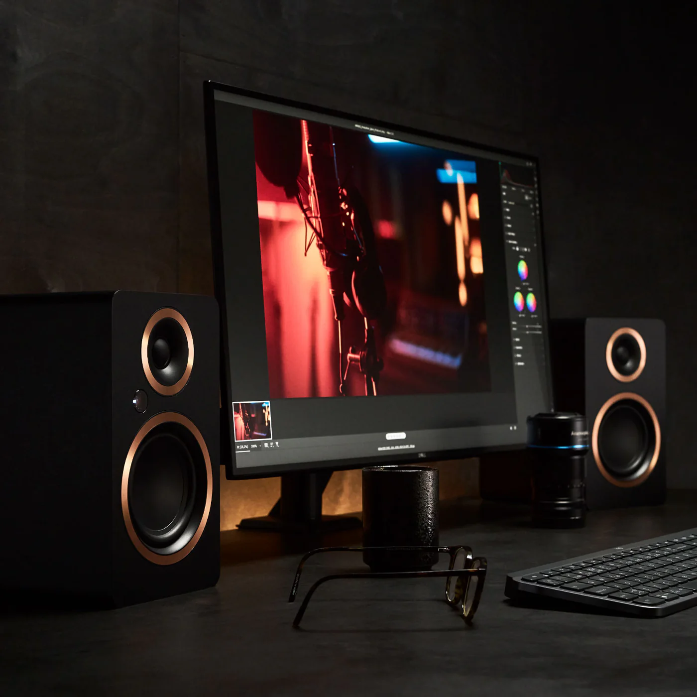 Argon-Audio-FENRIS-Active-4-Black-zvucnici-par-04.webp