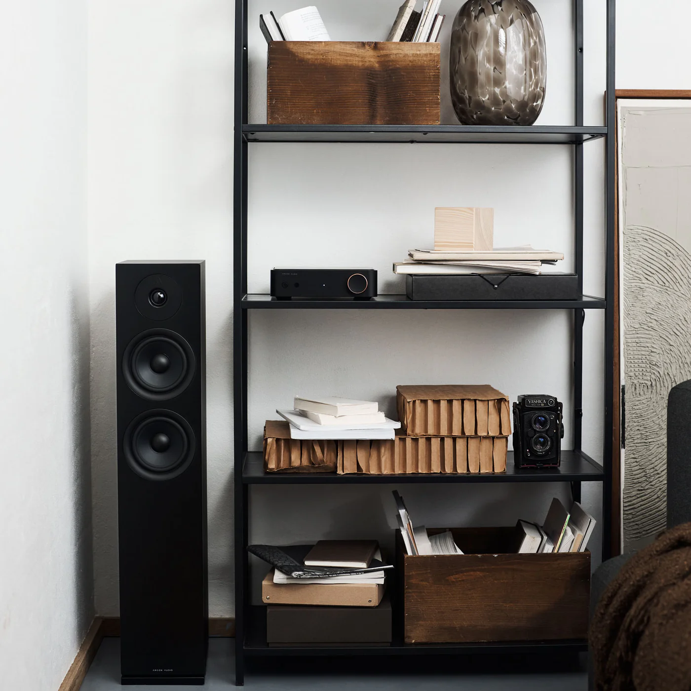 Argon-Audio-FORUS-55-Wall-Black-zvucnici-4.webp