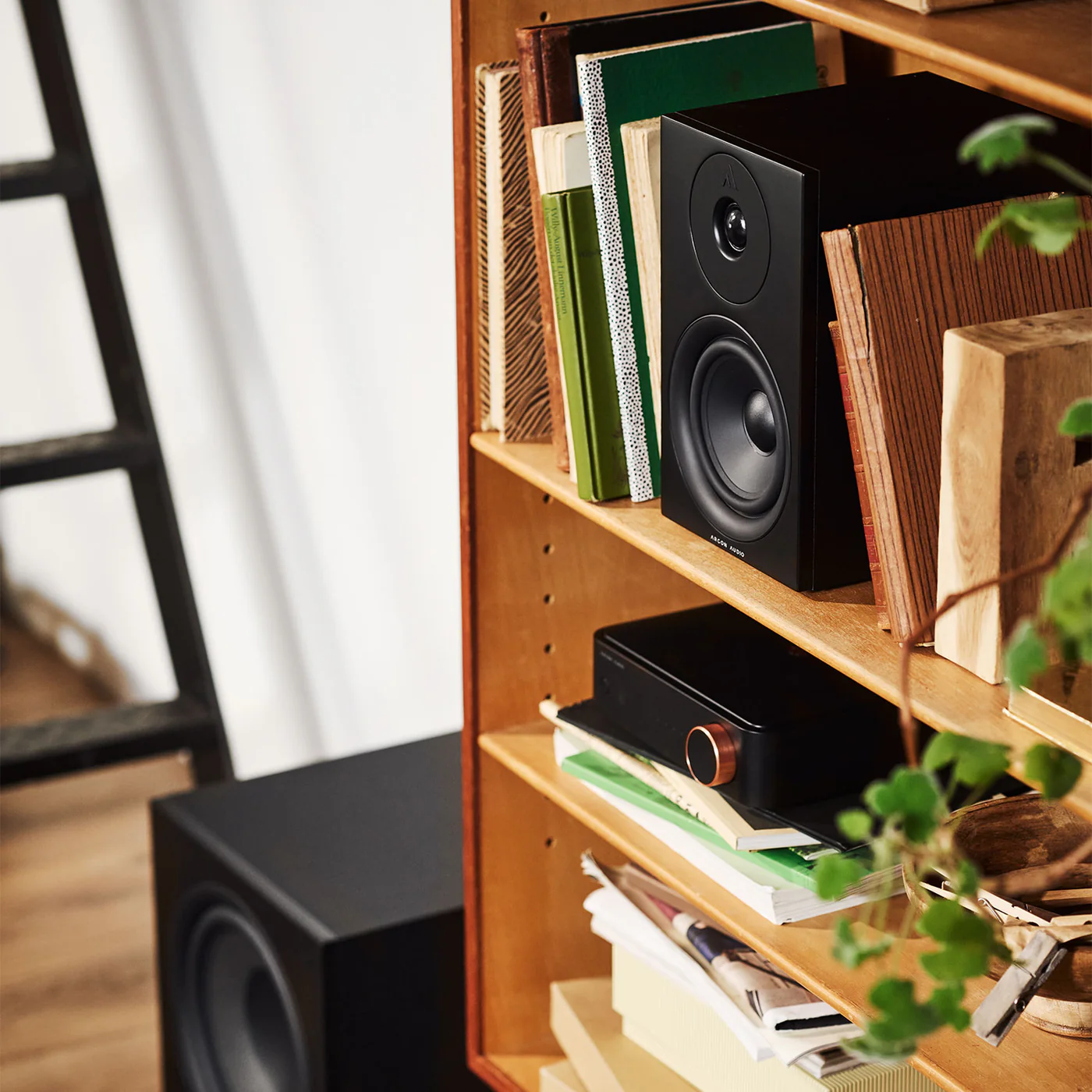 Argon-Audio-SA2-MK2-Black-pojacalo-crno-7-1.webp