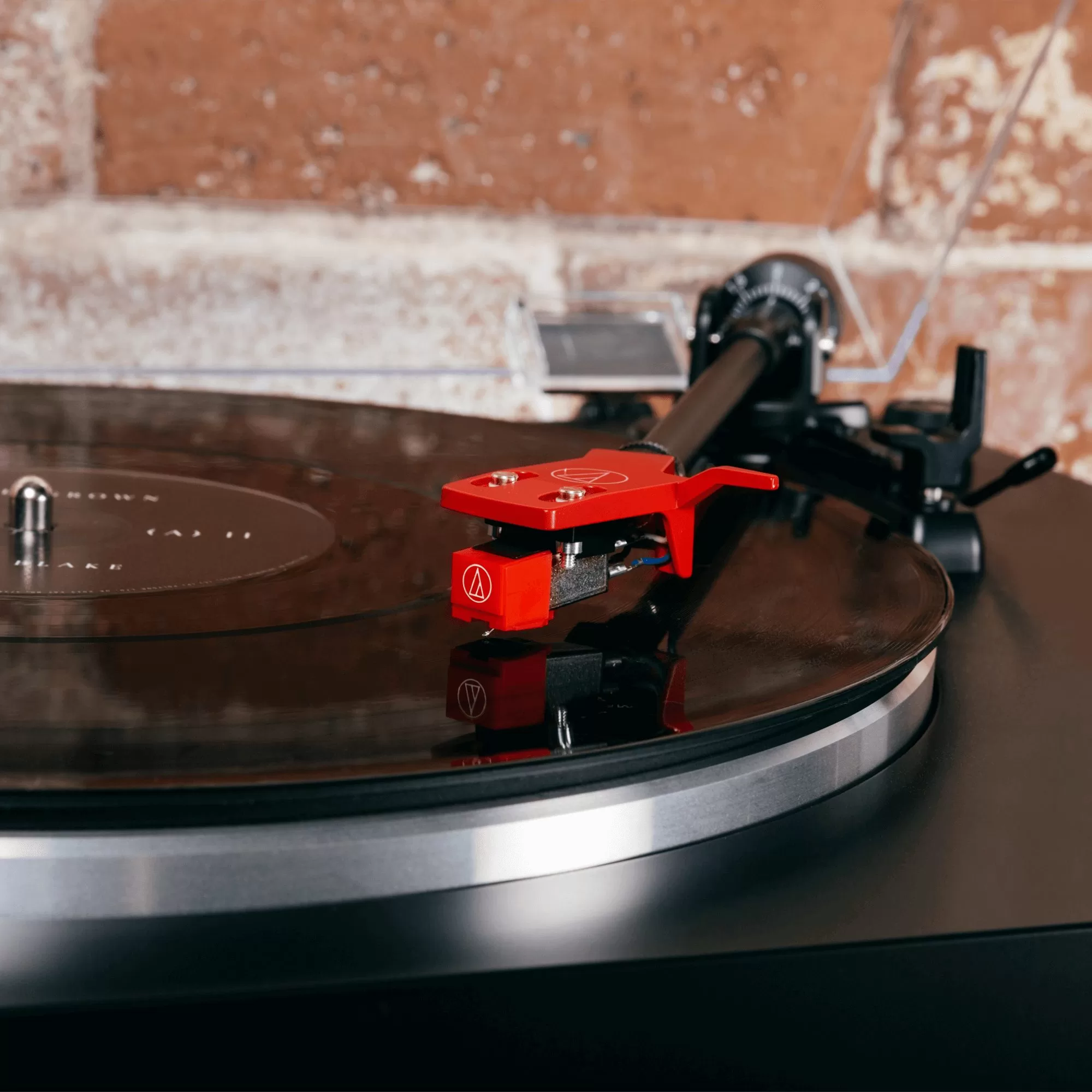 Audio-Technica-AT-LP3-BK-gramofon-8-jpg.webp