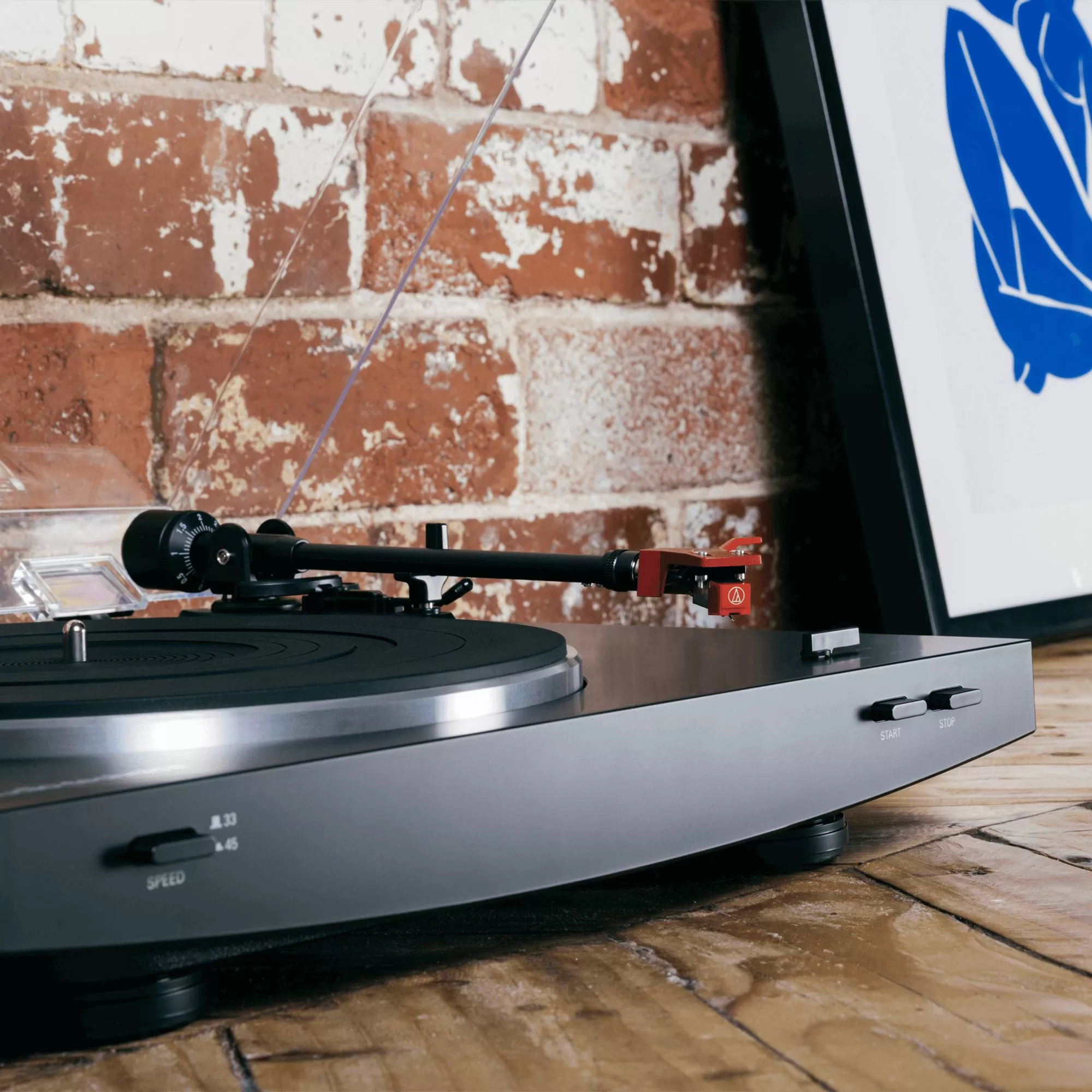 Audio-Technica-AT-LP3-BK-gramofon-9-jpg.webp