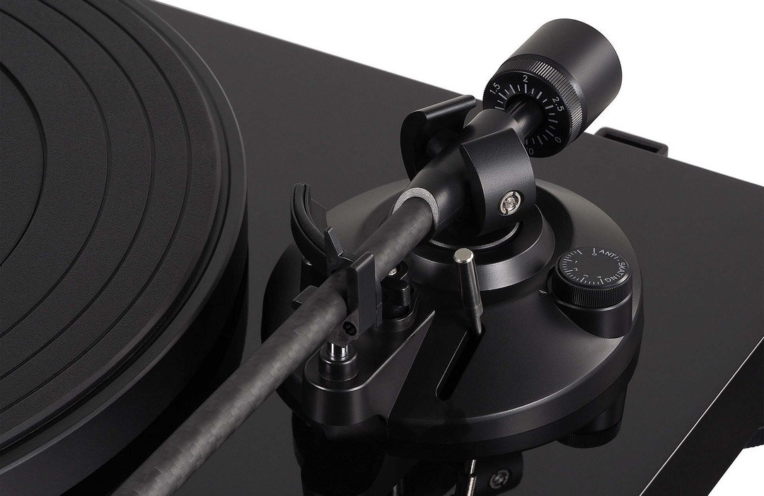Audio-Technica-AT-LPW50PB-gramofon-5-1.jpg