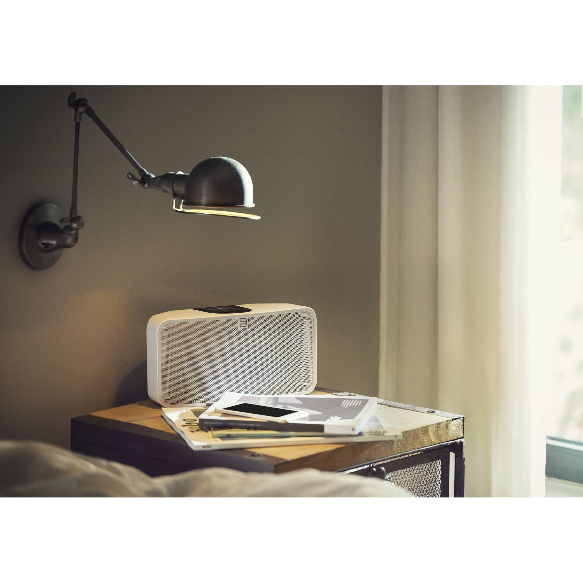Bluesound-PULSE-MINI-2i-Black-Wireless-zvucnik-9.jpg