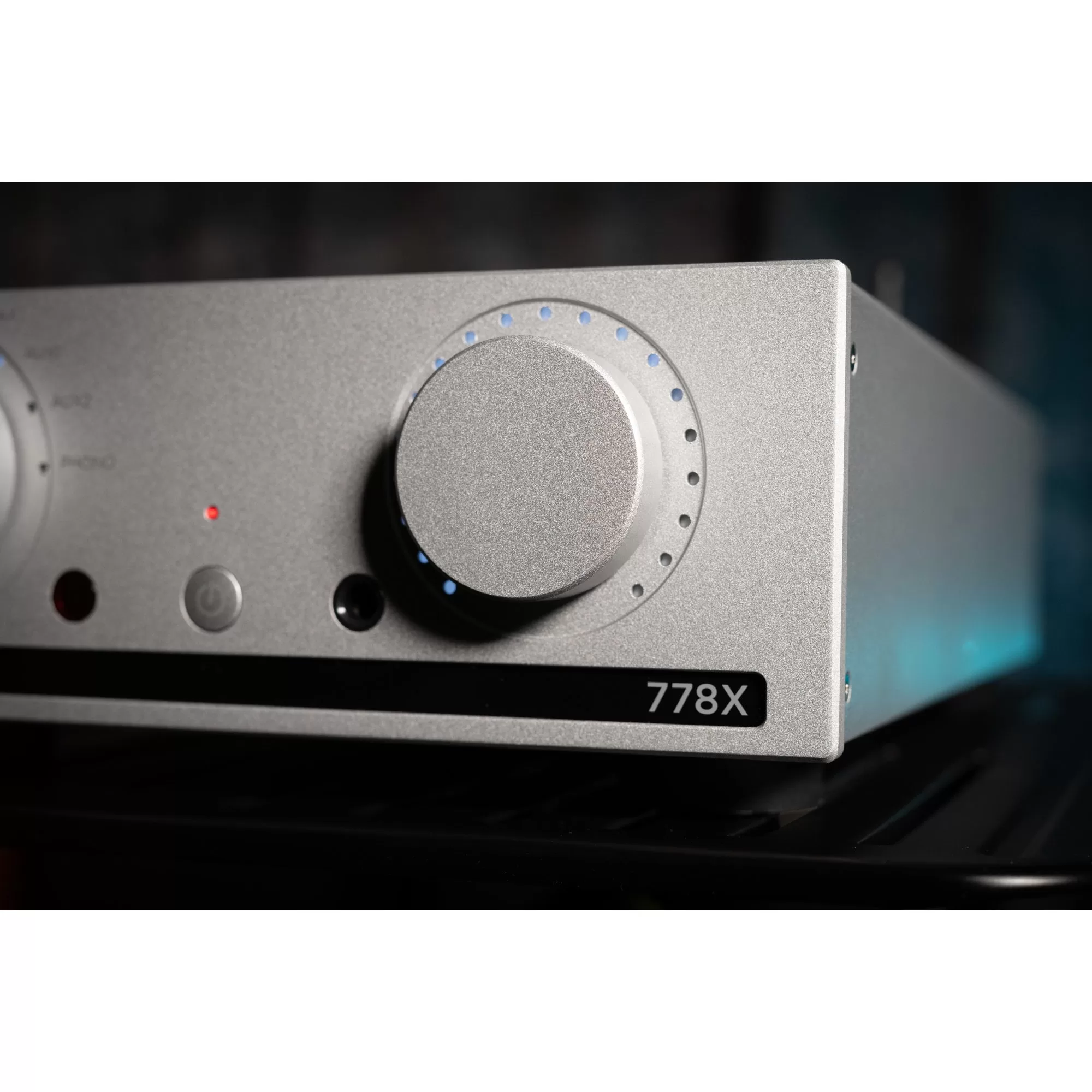 Mission-778X-Silver-HiFi-stereo-pojacalo-DAC-005-jpg.webp