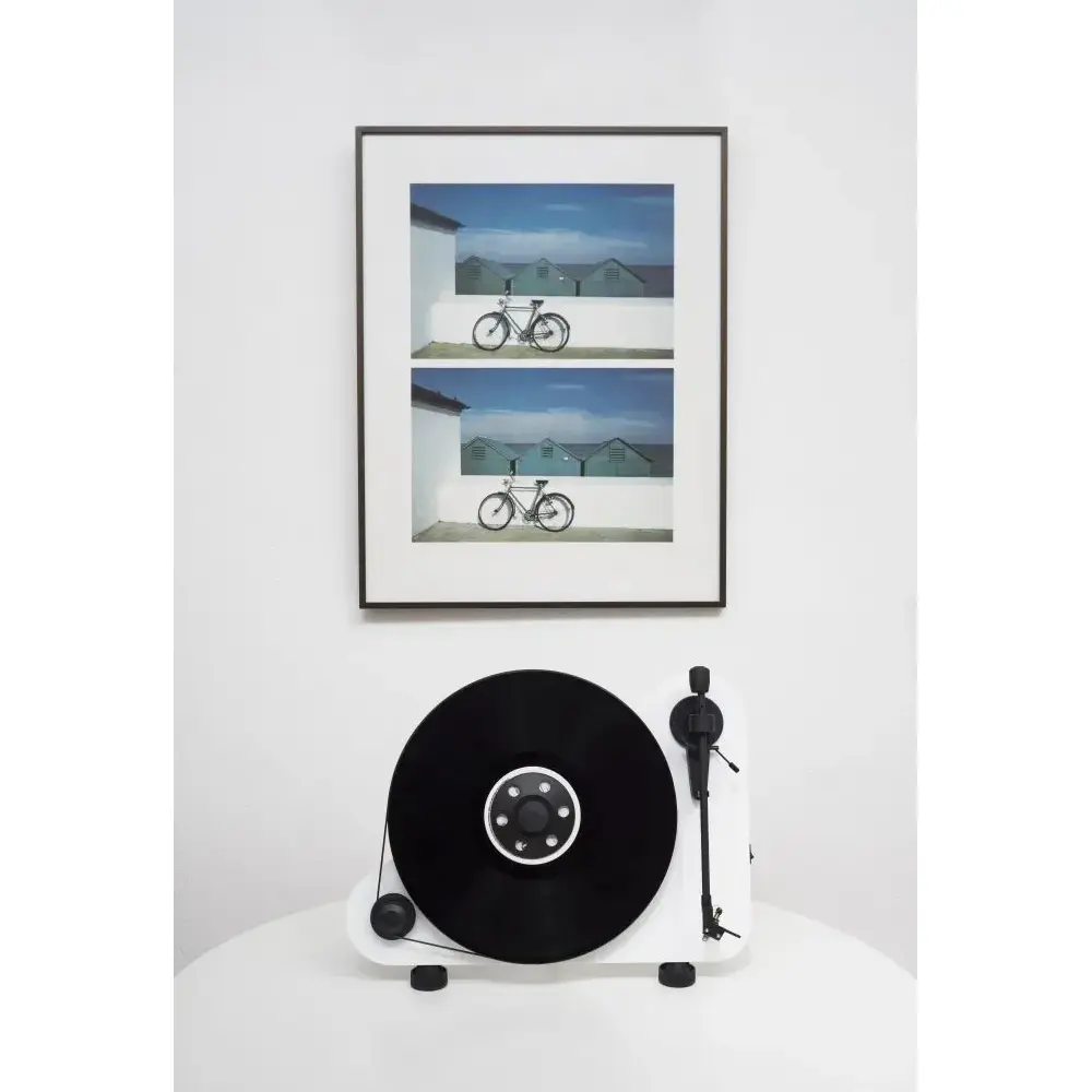 Pro-Ject-VT-E-R-Black-OM5E-gramofon-4.webp