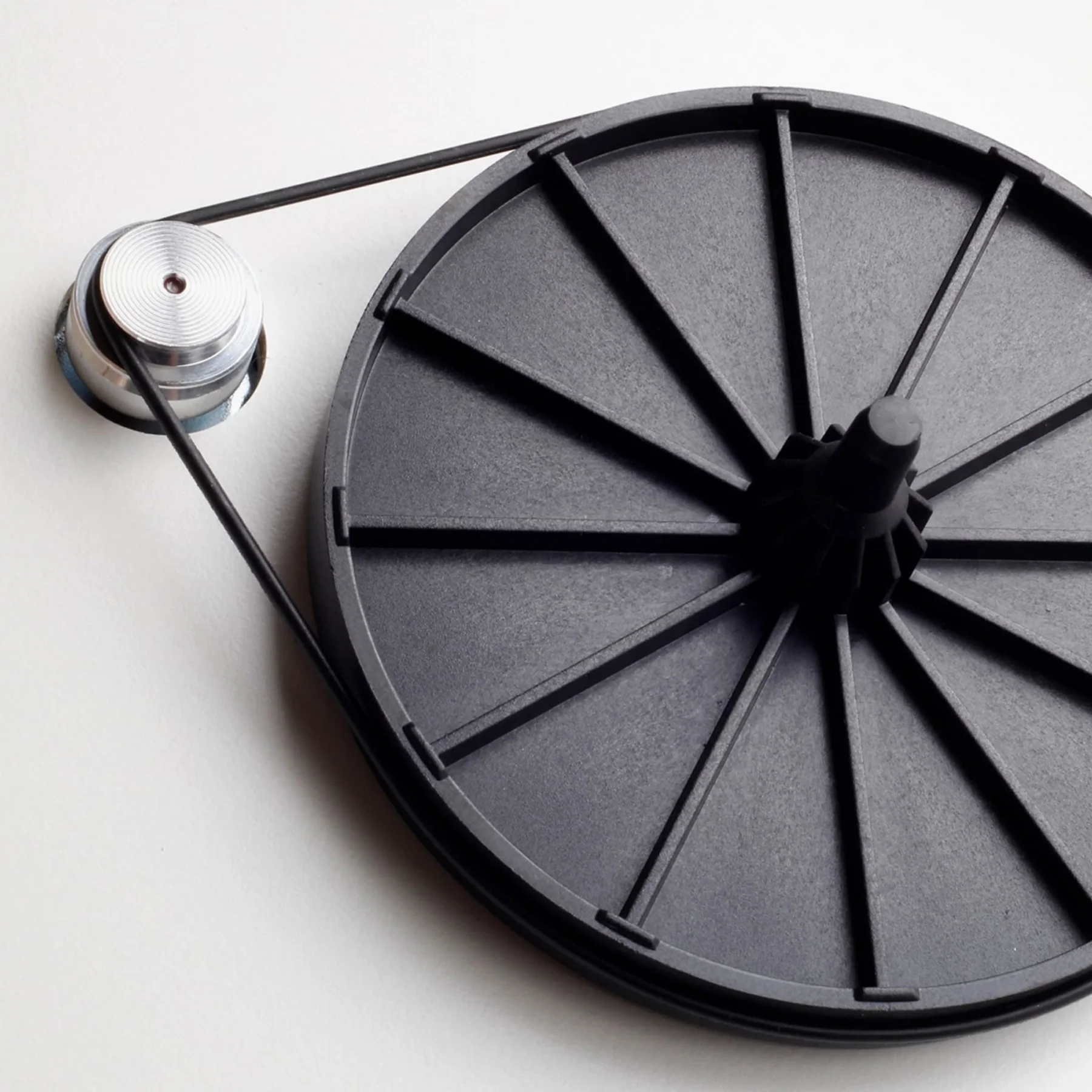 Rega-Planar-1-Plus-White-mat-gramofon-5.webp