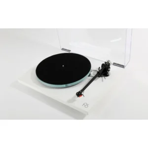 Rega-Planar-6-gramofon-6.webp